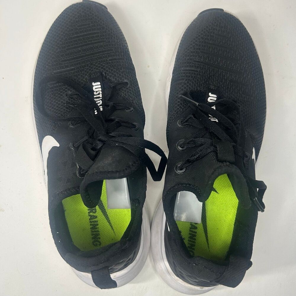 Nike Free TR 8 Women’s Training Shoes Size 9 Black White 942888-001 - Picture 5 of 8
